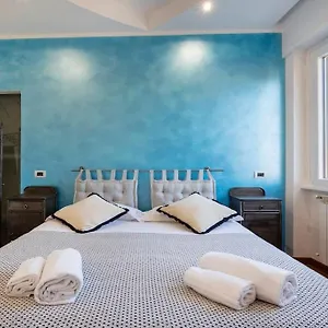 Stylish Air Conditionig Wifi Tv 50 Metro 4 Minutes Away , Roma Italia