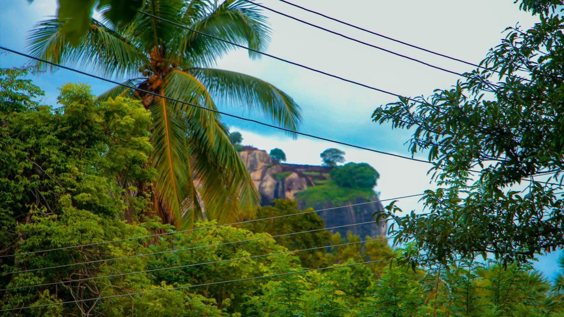 Chanaka Holiday Inn Sigiriya Sri Lanka